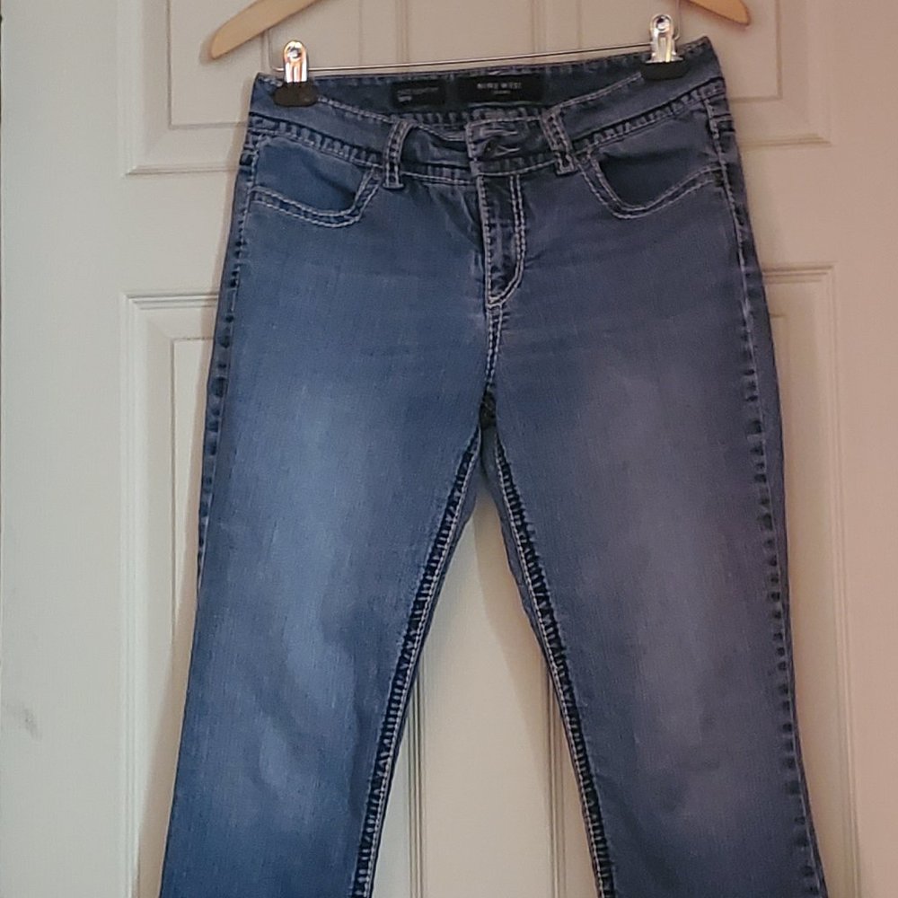 Woman's jeans, Bedazzled back pockets pants Sz 10
